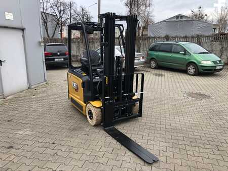 Sähkö - 3 pyör 2023  CAT Lift Trucks CATERPILLAR EP16ACNT (4)