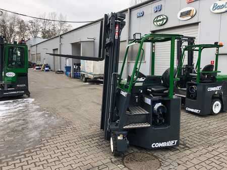 4-Tie Trukki 2023  Combilift CB2500 (15)