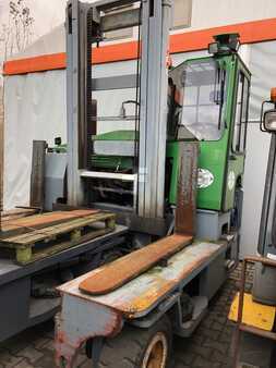 Carretilla de 4 vías 2001  Combilift C6000 (1)