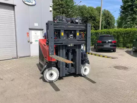 Chariots multidirectionnels 2017  Combilift CB4000 (11)