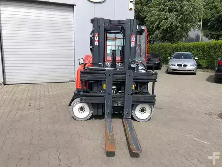 Chariots multidirectionnels 2017  Combilift CB4000 (2)