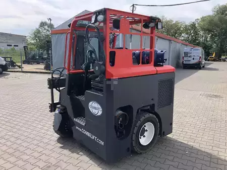 Chariots multidirectionnels 2017  Combilift CB4000 (7)
