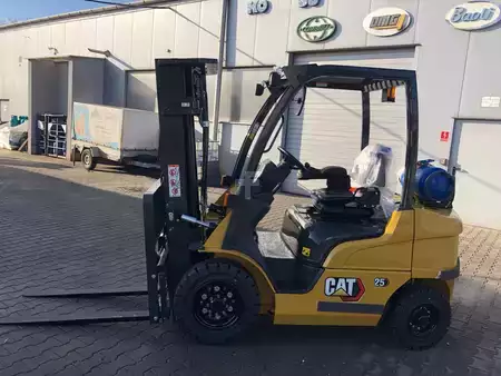 Chariots élévateurs GPL 2023 CAT Lift Trucks CATERPILLAR CAT GP25N (1)