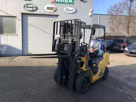 Chariots élévateurs GPL 2023  CAT Lift Trucks CATERPILLAR CAT GP25N (11)