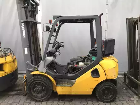 Wózki widłowe diesel 2010  Komatsu FD25T-16 (1)