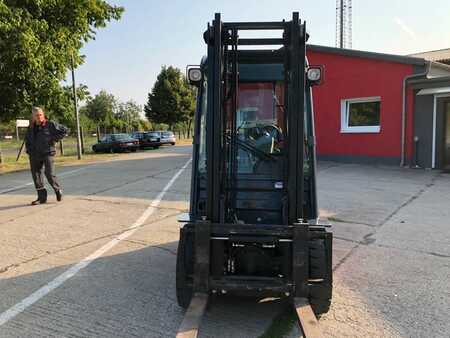 LPG Forklifts 2011  Toyota 02-8FGF20 (3)