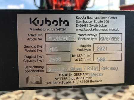 Kubota R070