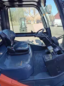 Gas truck 2017  Toyota 02-8FGF30 (5)