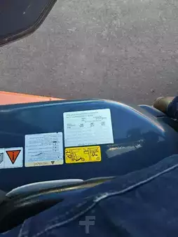 Gas truck 2017  Toyota 02-8FGF30 (6)