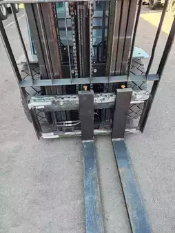 Gas truck 2017  Toyota 02-8FGF30 (8)