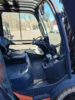 Gas truck 2017  Toyota 02-8FGF30 (7)