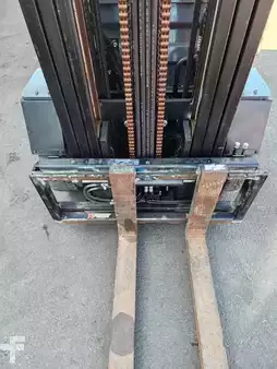 Dieseltruck 2023  Toyota 02-8FDF25 (2)