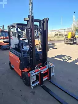 Elektro 4 Rad  Toyota 9FB16T (5)