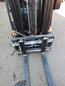 Elektro 4 Rad  Toyota 9FB18T (9)