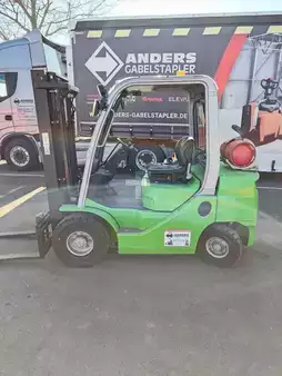 Gas truck 2014  Cesab M325G (9)