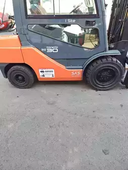 Gas truck 2014  Toyota 02-8FGF30 (9)