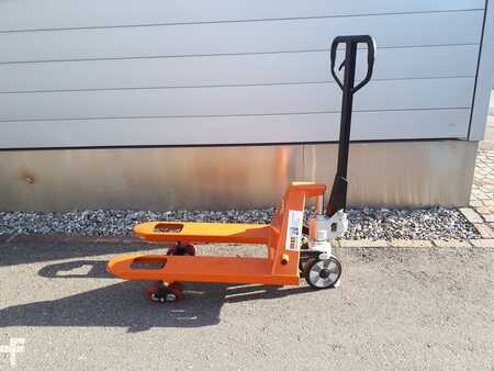 Manual Pallet Jacks - Doosan HPT-A (1)