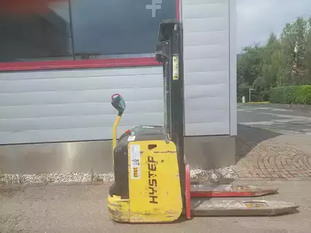 Pallet Stackers 2000  Hyster S 1.6-30 (2)