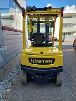 Chariots électriques à 4 roues 2020  Hyster J 3.5 XN (2)