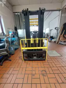 Electric - 4 wheels 2025  Hyster J 3.0 UT (3)