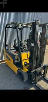 Chariot 4 roues électrique 2008  CAT Lift Trucks EP16NT (2)