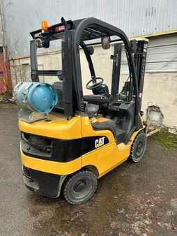 Chariot élévateur gaz 2007  CAT Lift Trucks GP18N (2)