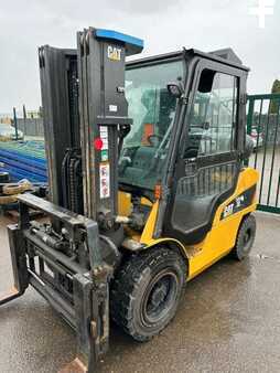 Chariot élévateur gaz 2020  CAT Lift Trucks Gp30NT (2)