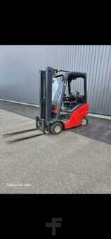 LPG Forklifts 2015  CAT Lift Trucks  (1)