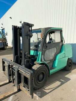 LPG Forklifts 2015  CAT Lift Trucks  (2)