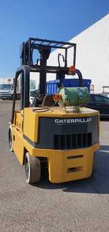 Carrello elevatore a gas 2002  CAT Lift Trucks T125D (3)