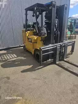 Wózki gazowe 2014  CAT Lift Trucks gp55n (1)