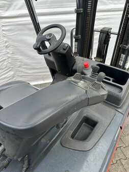 El truck - 4 hjulet 2016  Linde E 25 H / 600 (3) 