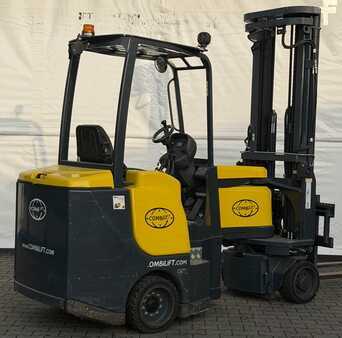 Smalle gangen trucks 2015  Aisle Master 20SE (9)