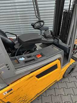 Electric - 3 wheels 2020  Jungheinrich EFG 220 (3)