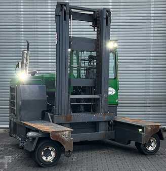 Carretilla de 4 vías 2015  Combilift C 8000 (1)