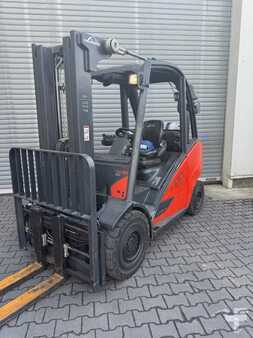 Treibgasstapler 2015  Linde H 35 T (1)