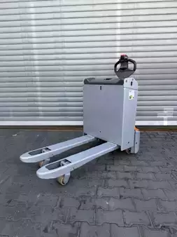 Niederhubwagen 2025  Still EXH 16 (2)