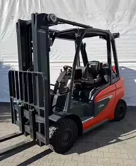 Treibgasstapler-Linde-H 25 T