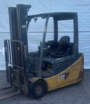 Elektro tříkolové VZV 2017  Jungheinrich EFG 215 (1)