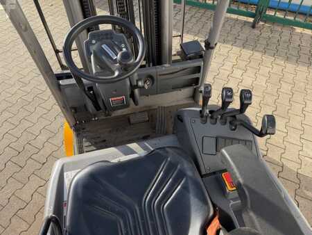 Elektro tříkolové VZV 2018  Jungheinrich EFG 110 (4)