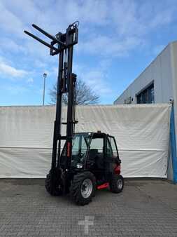 Terrenggående gaffeltruck 2023  Manitou MC 30-4 (2)