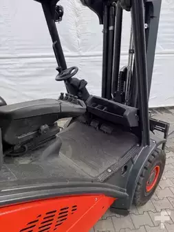 Dízel targoncák 2016  Linde H 30 D (5)