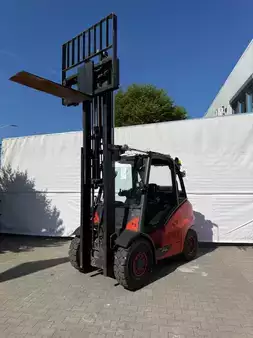 Empilhador a gás 2017  Linde H 45 T (3)