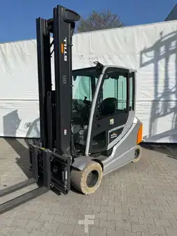 Elektromos 4 kerekű 2022  Still RX 60-35 L (1)