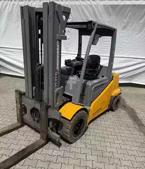 4-wiel elektrische heftrucks 2019  Jungheinrich EFG S 50 (1)