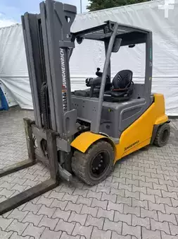 4-wiel elektrische heftrucks 2019  Jungheinrich EFG S 50 (3)