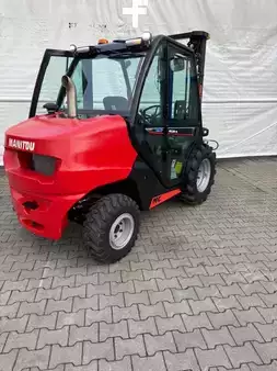 Rough Terrain Forklifts 2023  Manitou MC 30-4 (6)