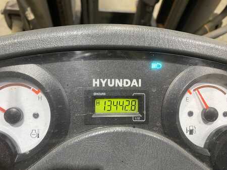 Wózki widłowe diesel 2012  Hyundai 33D-75 (6) 