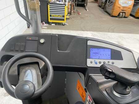 Reach Truck 2017  Still FM-X14 (7)