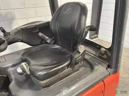 Carrelli elettrici 4 ruote 2018  Linde E16C (11)